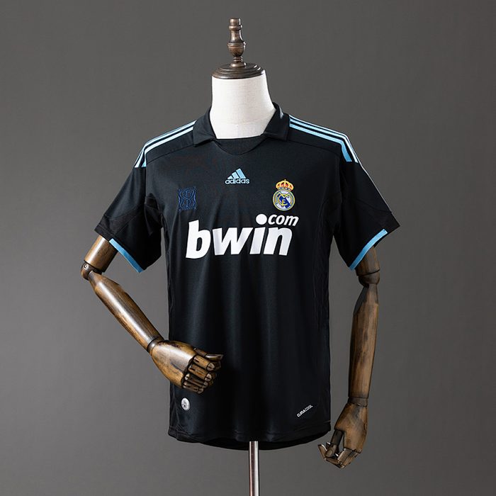 Retro Real Madrid 09/10 away S-XXL