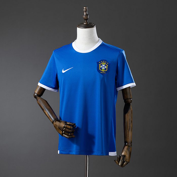 Retro 2006 Brazil away S-XXL