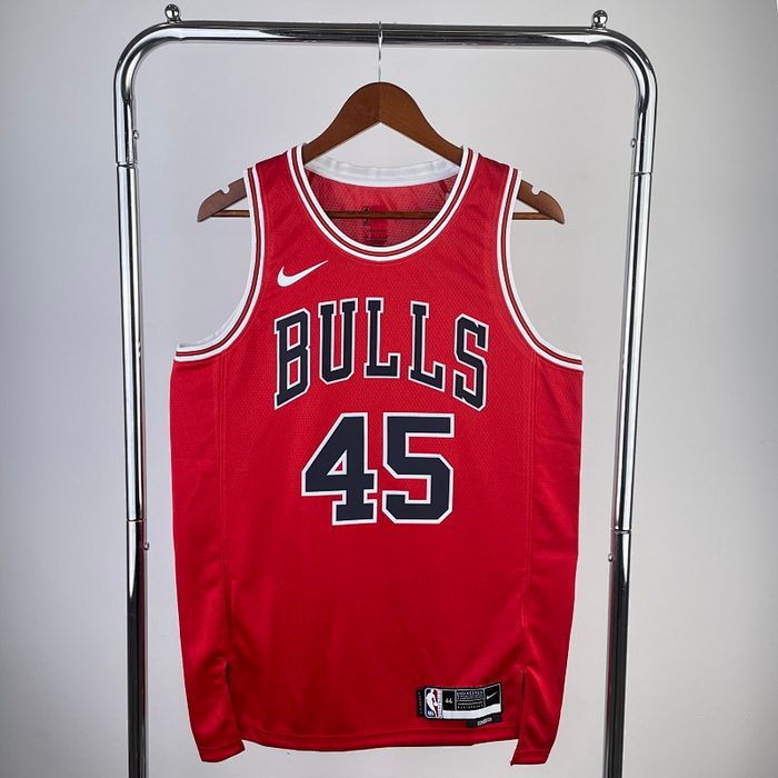 23/24 Bulls Vermelho #45 Jordan