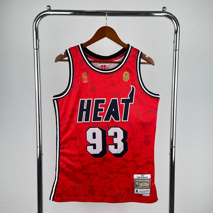 BAPE×M&N Colab : Heat Vermelho #93