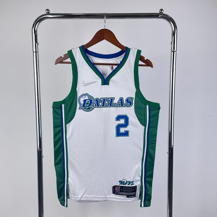 75 22/23 Mavericks City Edition #2 Irving