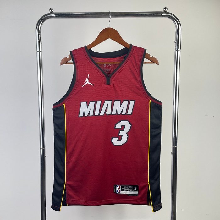 23/24 Heat Jordan Edição Limitada #3 Wade