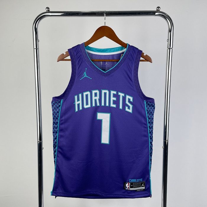 23/24 Hornets Jordan Edição Limitada #1 Ball