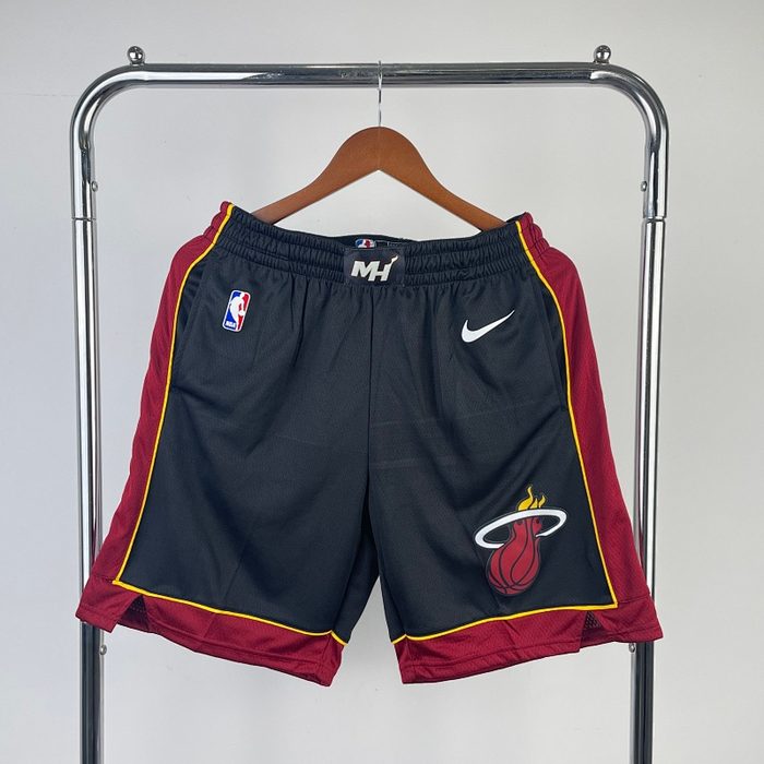 Heat Preto Shorts