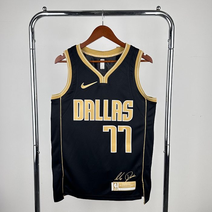 24/25 #77 Doncic