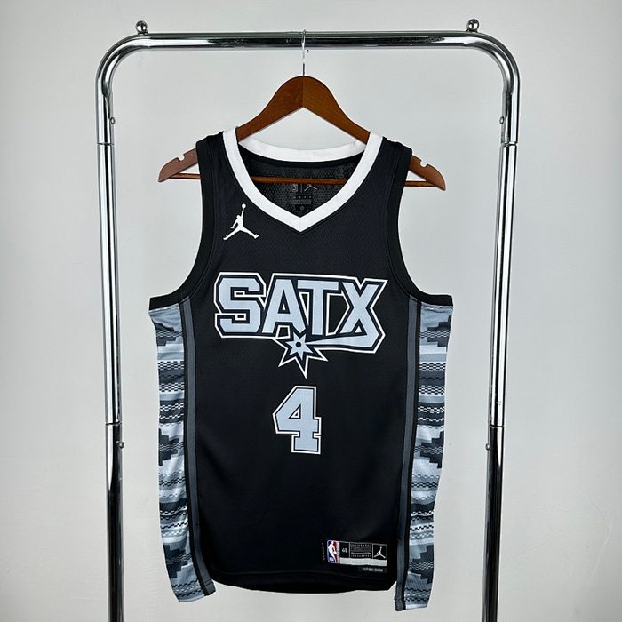 23/24 Spurs Jordan #4 Fox