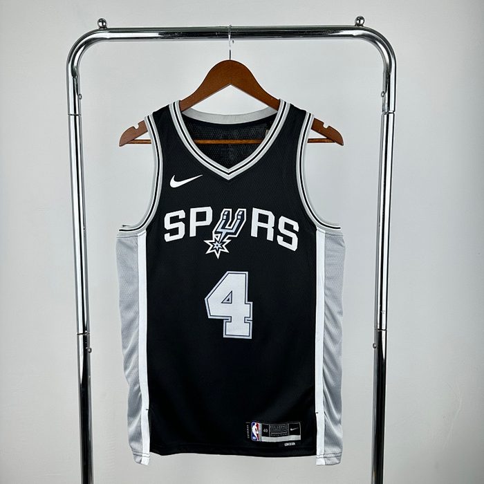 Spurs Preto #4 Fox