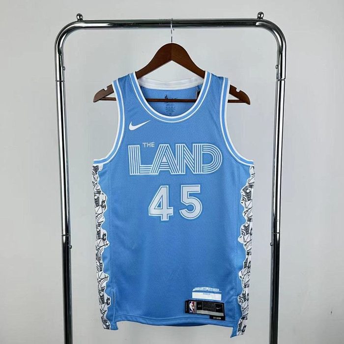 25/26 Cavaliers City Edition #45 Mitchell