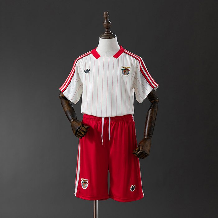 25/26 Benfica Retro Special Edition Size: 16-28