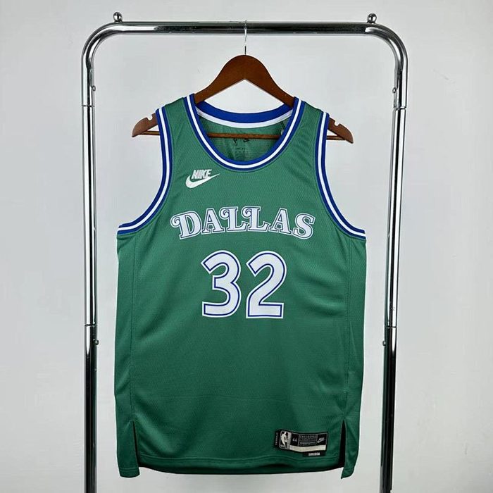 26/27 Mavericks Retro Verde #32 Flagg