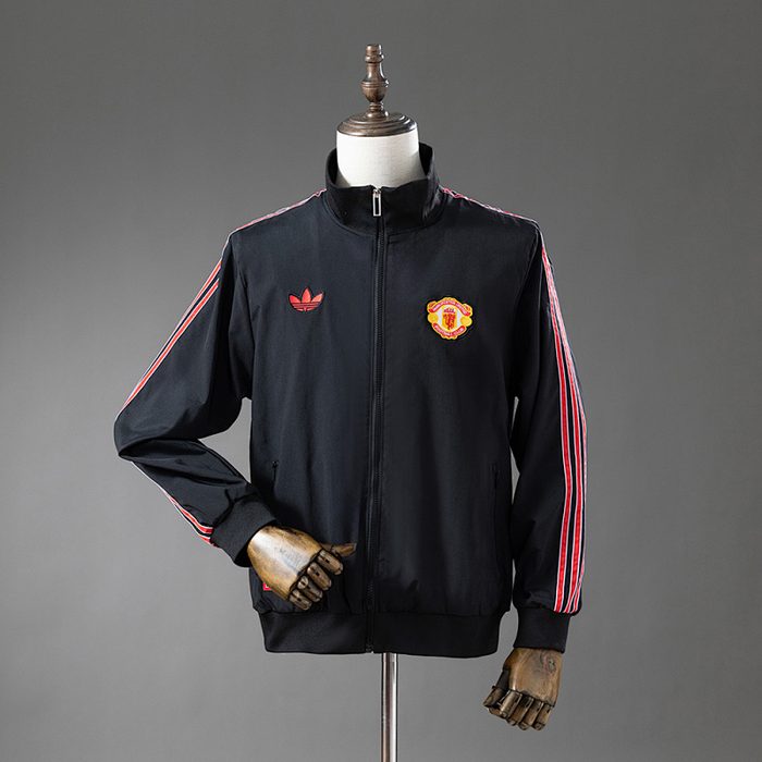 M-U Retro Windbreaker - Black S-XXL