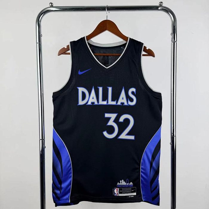 26 Mavericks City Edition #32