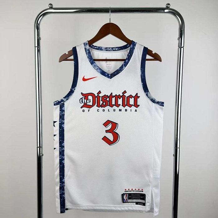 25/26 Wizards City Edition #3 Trae Young