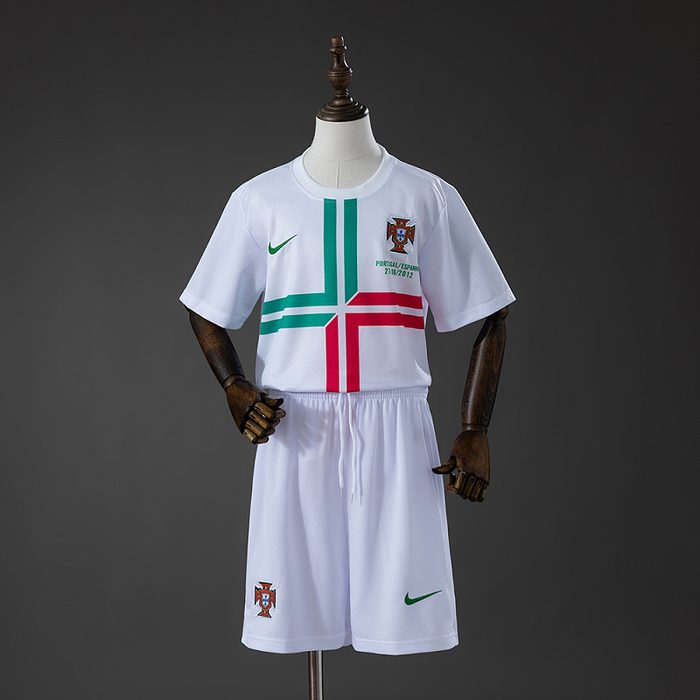 Portugal 2012 Away Retro Kids Kit Jersey SIZE 16-28