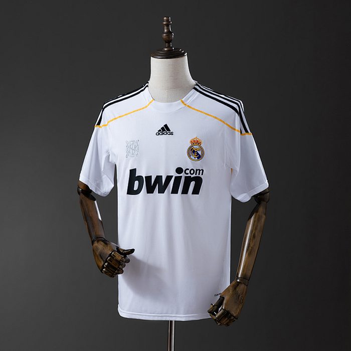 Retro Real Madrid 09/10 home S-XXL