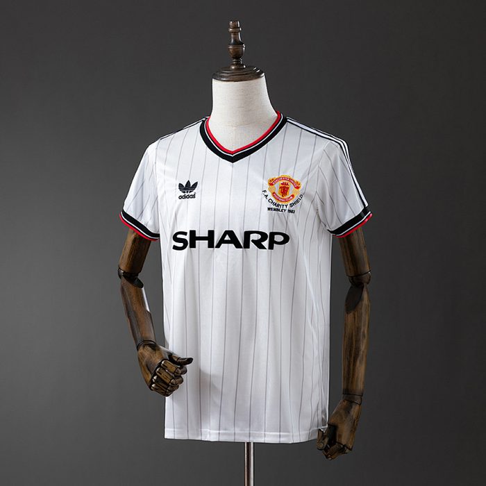 RetroM-U 1983 away S-XXL